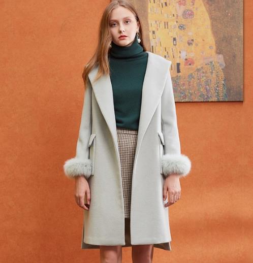 不规则收腰毛呢外套搭配格子阔腿裤：时尚优雅（图）
