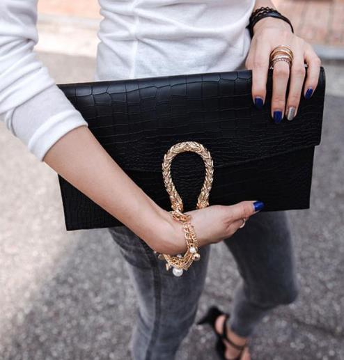 2017新款原创手拿包:5款手拿包打造时尚潮流(图) 2017新款原创手拿包:5款手拿包打造时尚潮流(图)