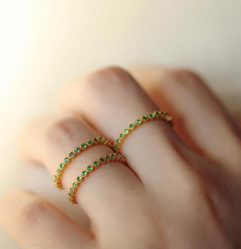 纯银镀金链条戒指搭配:大气优雅戒指推荐(图) 纯银镀金链条戒指搭配:大气优雅戒指推荐(图)