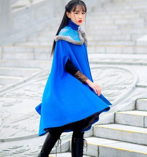 时髦惊艳就数双排扣斗篷大衣：端庄优雅大衣分享