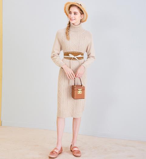 今年最流行的内搭雪纺毛呢连衣裙：新款连衣裙推荐