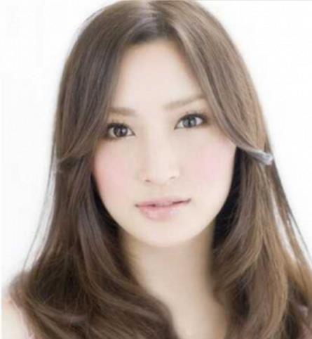 圆脸什么样的发型好看:这几款简单显瘦的效果推荐 圆脸什么样的发型好看:这几款简单显瘦的效果推荐