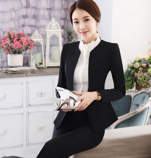 职场必备三件套职业套装：时尚优雅套装推荐（图）