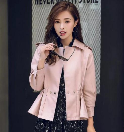 廓型毛呢短外套搭配阔腿裤：简约大方英伦范（图）