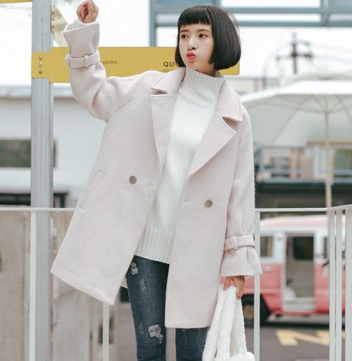 减龄显瘦喇叭袖收腰显瘦毛呢外套的多种搭配（图）