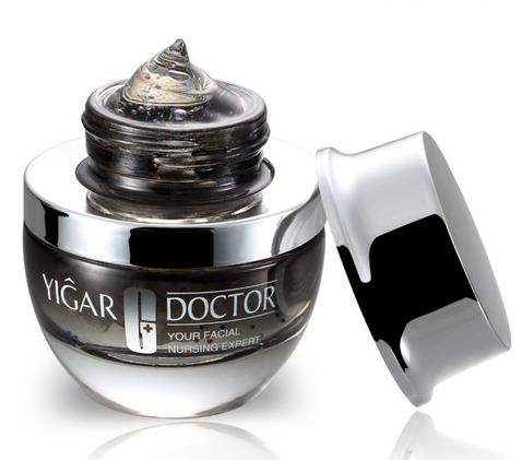 眼部护理裸妆女神:黄苓滋养睡眠眼膜推荐(图) 眼部护理裸妆女神:黄苓滋养睡眠眼膜推荐(图)