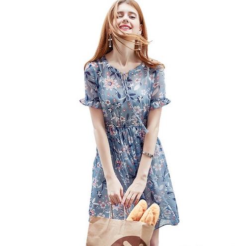 立领印花雪纺衫搭配百褶裙:5款雪纺衫彰显小清新 立领印花雪纺衫搭配百褶裙:5款雪纺衫彰显小清新