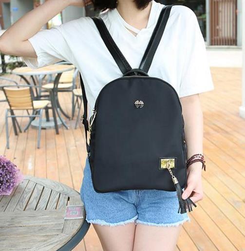 简约时尚精致大方的韩版百搭休闲双肩包分享（图）