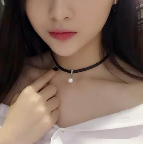 日韩迷你双圆圈纯银项链：简约大气项链推荐（图）