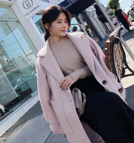 时尚优雅半身裙的多种穿搭:冬日浪漫女人味(图) 时尚优雅半身裙的多种穿搭:冬日浪漫女人味(图)