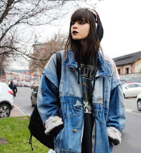 潮人必备时尚卫衣:5款个性减龄连帽卫衣搭配(图) 潮人必备时尚卫衣:5款个性减龄连帽卫衣搭配(图)