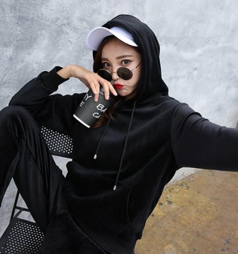 潮人必备时尚卫衣：5款个性减龄连帽卫衣搭配（图）