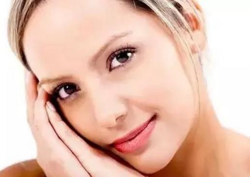 面膜你敷对了吗:这几种方法敷1次=2片效果(图) 面膜你敷对了吗:这几种方法敷1次=2片效果(图)