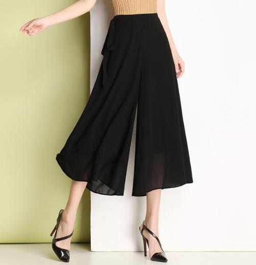 如何让小个子拥有视觉大长腿：高腰阔腿裤帮你实现