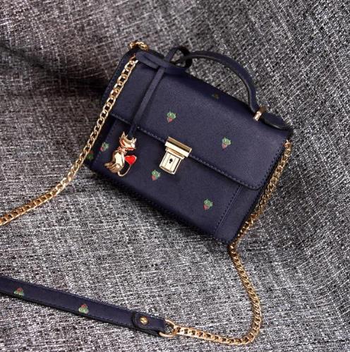 今年超级火热精致耐看还百搭的水桶包推荐(图) 今年超级火热精致耐看还百搭的水桶包推荐(图)