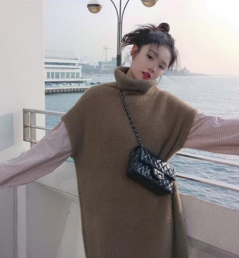 秋冬必备针织衫：时髦百搭针织衫的多种搭配（图）