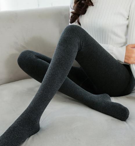 懒癌重度女生，一条高腰显瘦打底裤足够过冬（图）