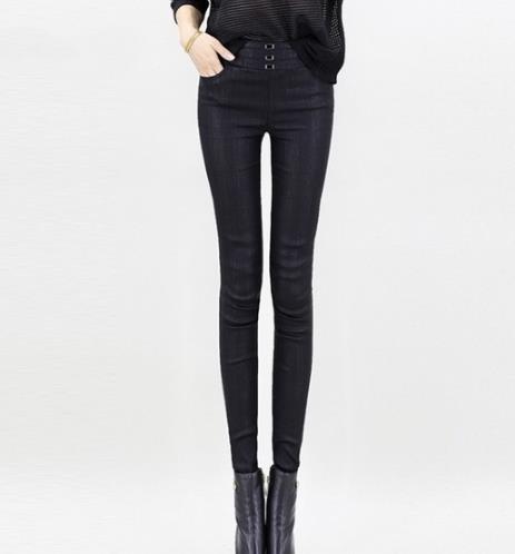 懒癌重度女生，一条高腰显瘦打底裤足够过冬（图）