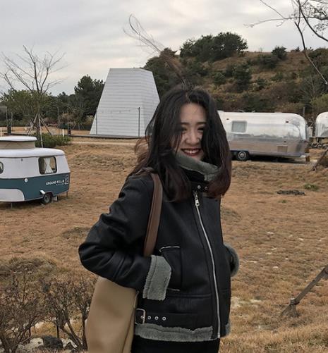 矮个女生冬季显高穿搭示范（图）