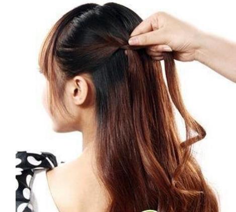 打造时尚优雅的辫子花苞头的多种扎法步骤(图) 打造时尚优雅的辫子花苞头的多种扎法步骤(图)