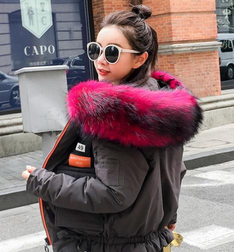 冷空气降温天有秘密武器：超大毛领时尚搭配（图）