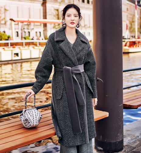 收腰系带大衣如何搭配才能穿出好身材（图）