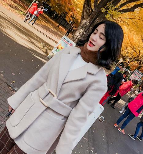 收腰系带大衣如何搭配才能穿出好身材（图）