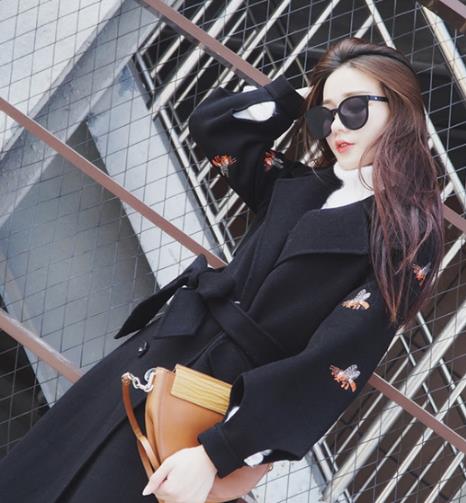 收腰系带大衣如何搭配才能穿出好身材（图）