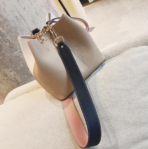 好看又百搭的高颜值拼色手提单肩包分享（图）