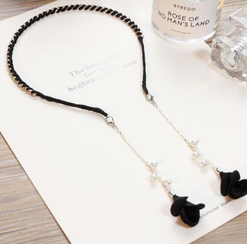 今年最流行假耳环发箍:5款发箍搭配技巧分享(图) 今年最流行假耳环发箍:5款发箍搭配技巧分享(图)