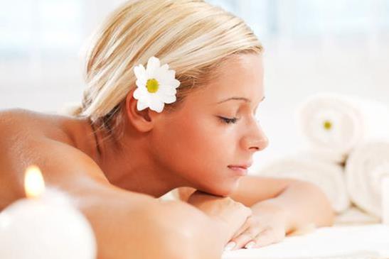 背部为什么会长痘:6招让你轻松拥有光滑美背(图) 背部为什么会长痘:6招让你轻松拥有光滑美背(图)