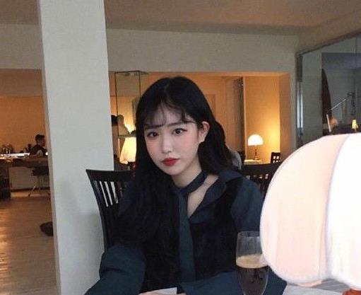 今年最流行什么刘海：当然是卷刘海啦（图）