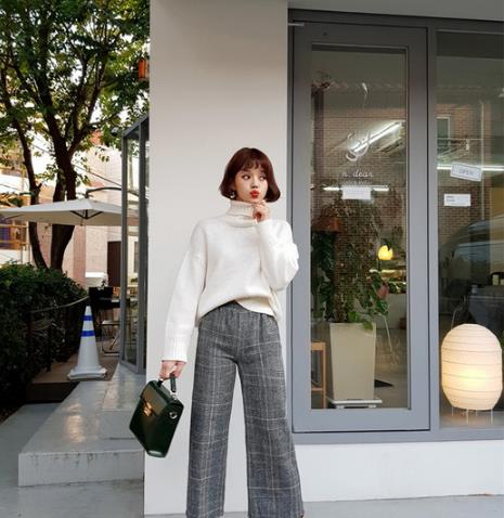 矮个子女孩冬季如何穿搭:显高冬季穿搭示范(图) 矮个子女孩冬季如何穿搭:显高冬季穿搭示范(图)