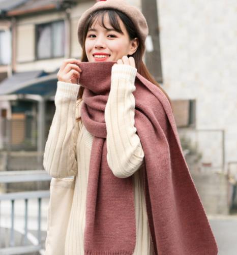 围巾有多百搭和时尚：6种搭配让你爱上围巾（图）