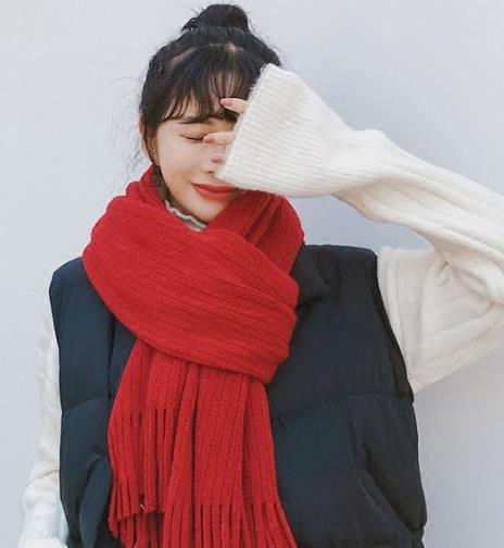 围巾有多百搭和时尚：6种搭配让你爱上围巾（图）