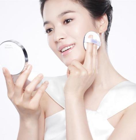 气垫BB霜这么火: 你知道气垫的正确用法吗(图) 气垫BB霜这么火: 你知道气垫的正确用法吗(图)