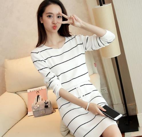 单穿打底都百搭的针织毛衣连衣裙：优雅大气显身材