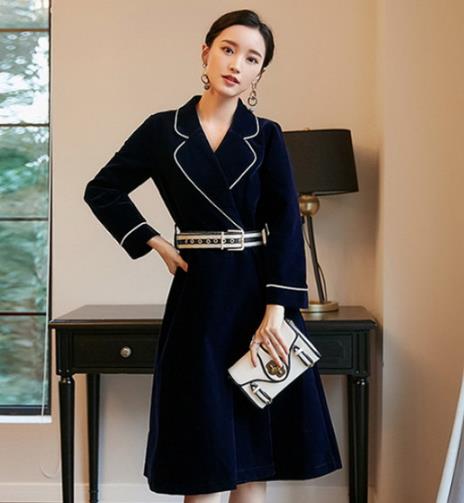 如何让冬日变得更有魅力十足：美裙点燃冬日色彩