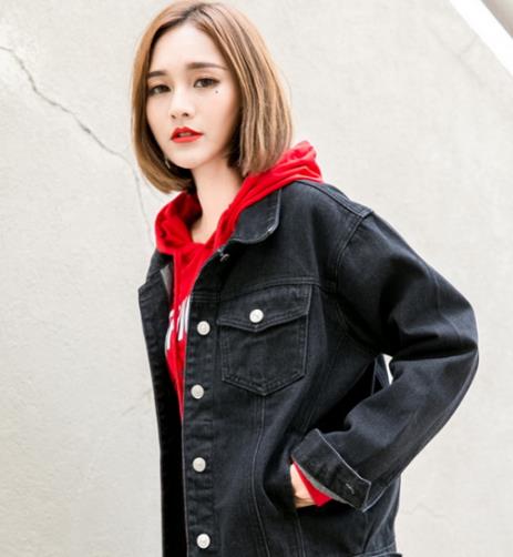 秋冬夹克外套是今年很多街拍的流行趋势(图) 秋冬夹克外套是今年很多街拍的流行趋势(图)