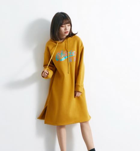 半身裙点燃冬日色彩:魅力十足的半身裙分享(图) 半身裙点燃冬日色彩:魅力十足的半身裙分享(图)