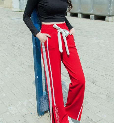 想要时尚个性就换风格:运动风的就不错(图) 想要时尚个性就换风格:运动风的就不错(图)