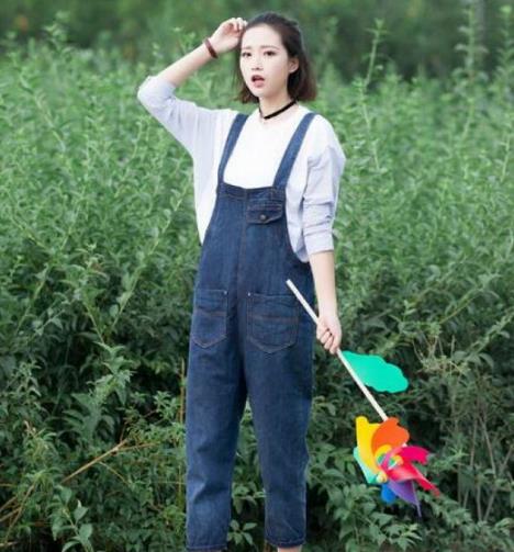 2018最新潮牛仔裤的穿搭法则：显瘦又减龄（图）