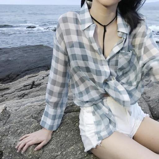蝴蝶结格子衬衫女短袖：甜美夏日格子衬衫搭配