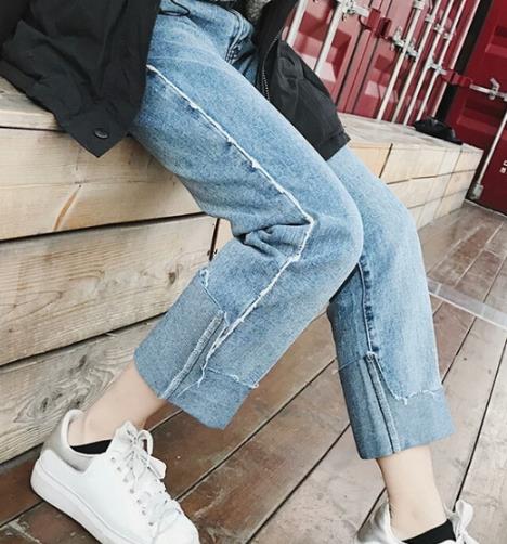 显瘦百搭的牛仔裤怎么搭配都有时尚潮流范儿(图) 显瘦百搭的牛仔裤怎么搭配都有时尚潮流范儿(图)