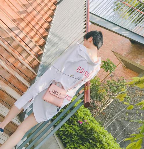 2018新款时尚潮货简约单肩斜挎包推荐(图) 2018新款时尚潮货简约单肩斜挎包推荐(图)