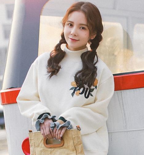 冬季卫衣如何搭配才好看:时尚卫衣搭配示范(图) 冬季卫衣如何搭配才好看:时尚卫衣搭配示范(图)