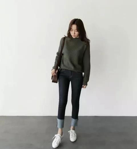 秋冬大衣搭配的热门风格：简约气质大衣推荐（图）