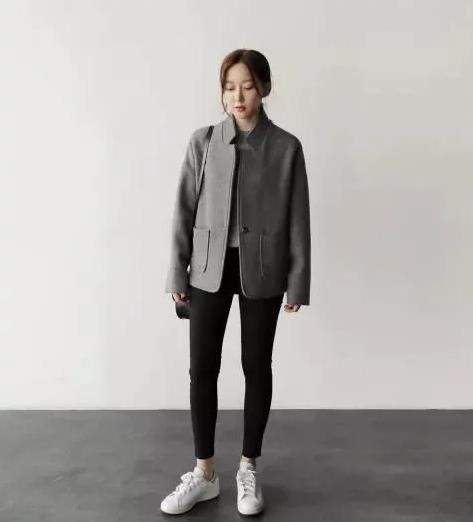 秋冬大衣搭配的热门风格：简约气质大衣推荐（图）