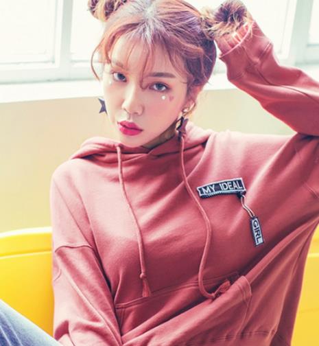 秋冬时节保暖又吸睛的帅气卫衣搭配（图）