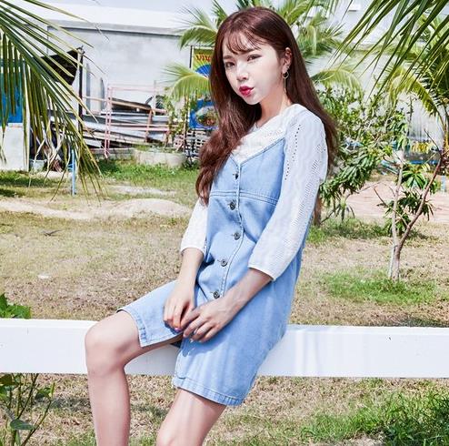 字母印花T恤的多种穿搭:显瘦减龄T恤推荐(图) 字母印花T恤的多种穿搭:显瘦减龄T恤推荐(图)